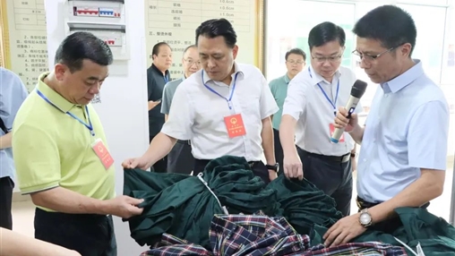 梧州市十五屆人大代表（岑溪團）蒞臨百裕集團開展專題調(diào)研